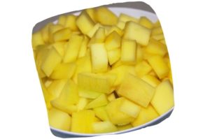 Recette de la salade de mâche à la mangue et aux endives : dés de mangue